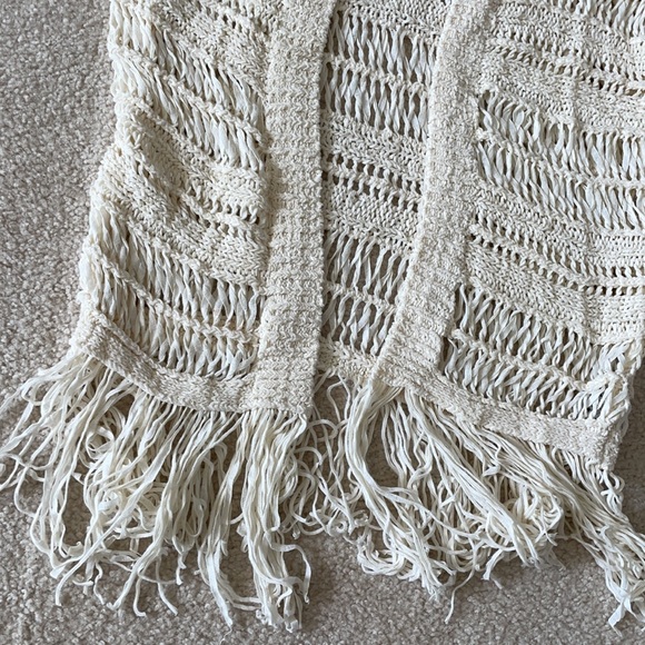 American Eagle Off White Cardigan - Picture 3 of 3